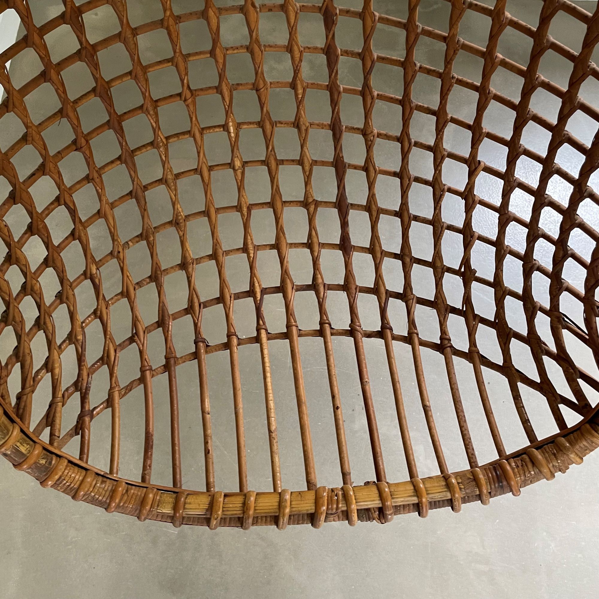 Hanging rattan / bamboo egg chair, Dutch design, 1960s Studio Tout