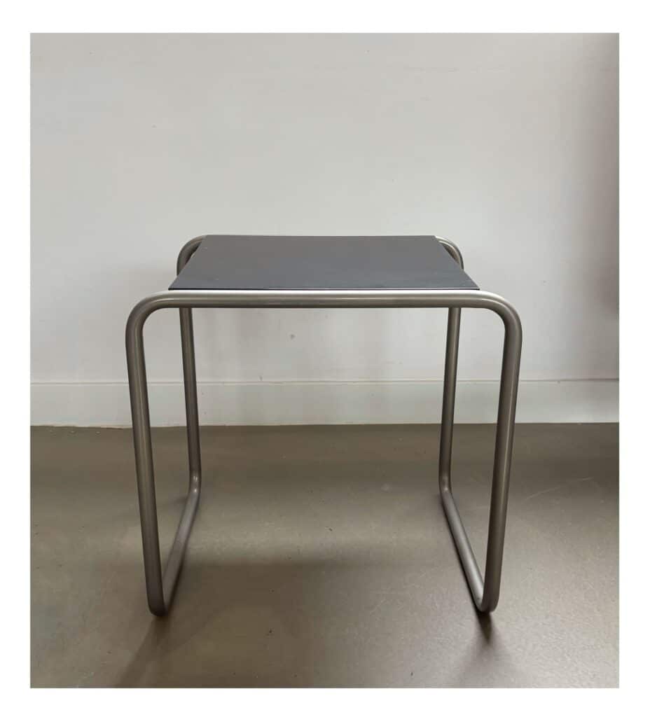 Bauhaus-Laccio-side-table-1-