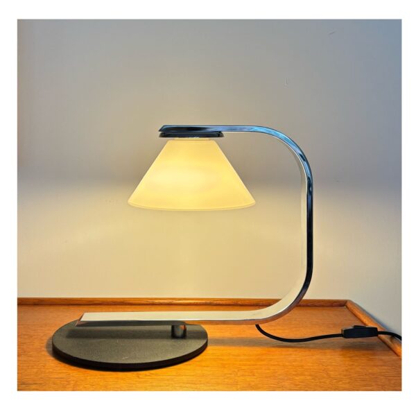 Vintage design table or desk lamp, metal & glass