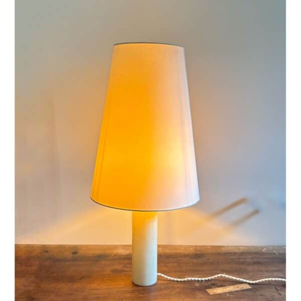 Vintage alabaster table lamp, soft yellow/cream, new shade