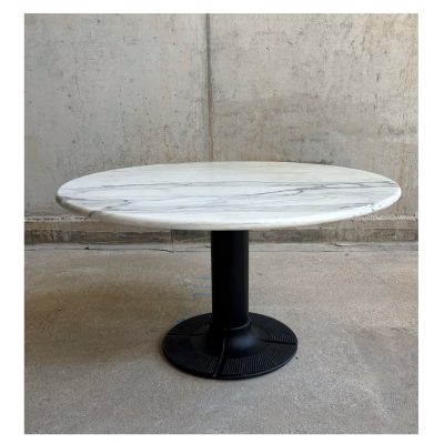 Thonet marble dining table 2